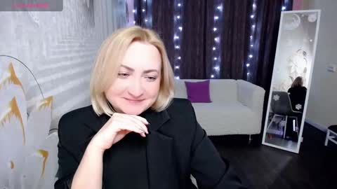 Snapshot of wow_co chatting on 26, 12, 2024 wow_co online show from 26, 12, 2024