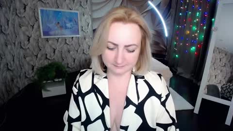 Snapshot of wow_co chatting on 14, 1, 2025 wow_co online show from 14, 1, 2025