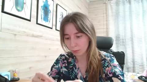 Snapshot of wow_porno_ chatting on 29, 4, 2026 Anna online show from 29, 4, 2026