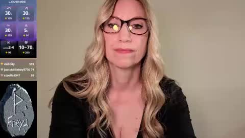 Snapshot of wynfreya chatting on 11, 7, 2026 Wyn online show from 11, 7, 2026