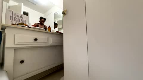 Wynter Heat online show from 10, 2, 2025