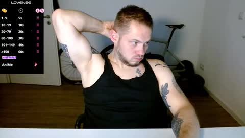 Snapshot of x19marco93x chatting on 4, 12, 2025 x19marco93x online show from 4, 12, 2025