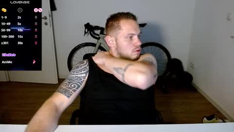 Snapshot of x19marco93x chatting on 21, 12, 2025 x19marco93x online show from 21, 12, 2025