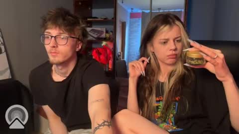 Philipp and Este online show from 27, 4, 2026