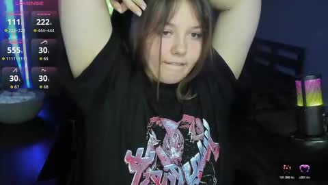 LOVE NERDS ONLY online show from 31, 10, 2025