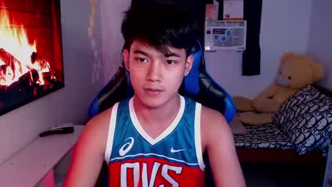 Snapshot of xaldrian_destroyer chatting on 7, 12, 2024 Prince Aldrian online show from 7, 12, 2024