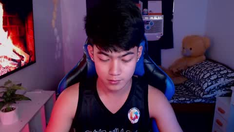 Snapshot of xaldrian_destroyer chatting on 19, 2, 2025 Prince Aldrian online show from 19, 2, 2025