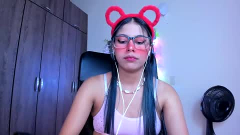 XALLYSONX online show from 11, 1, 2025
