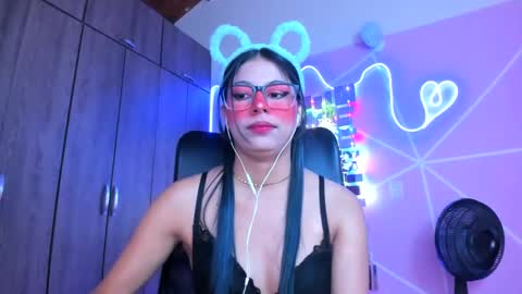 XALLYSONX online show from 17, 1, 2025