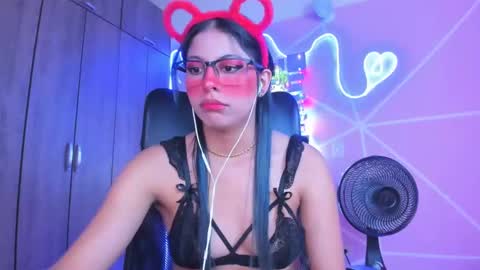 XALLYSONX online show from 5, 2, 2025