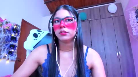XALLYSONX online show from 16, 10, 2025