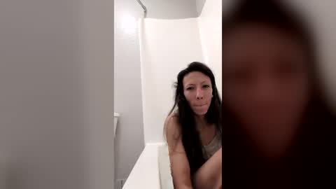 Kandi Daisy online show from 21, 7, 2026