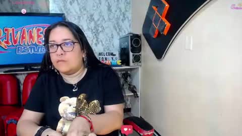 xander_taylor_ online show from 17, 6, 2026