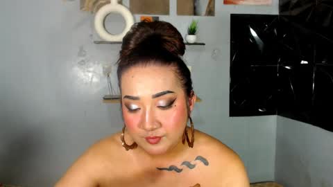 Nira   NOT INTO CHEAP GUYS  online show from 14, 7, 2026