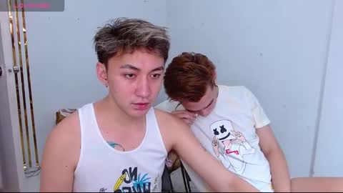 Snapshot of xasianprince4youx chatting on 28, 10, 2025 khris online show from 28, 10, 2025