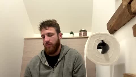 xavou779 online show from 30, 12, 2024