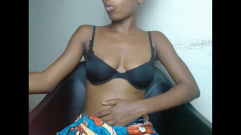 Snapshot of xcreamypussy chatting on 15, 12, 2024 xcreamypussy online show from 15, 12, 2024