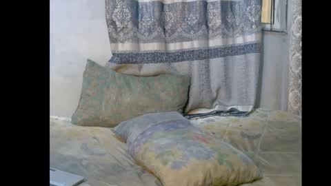 Snapshot of xcumxonxme chatting on 2, 3, 2025 xcumxonxme online show from 2, 3, 2025