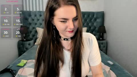 Snapshot of xenabev chatting on 23, 5, 2026 xenabev online show from 23, 5, 2026