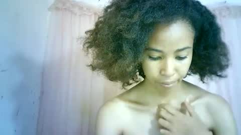 Snapshot of xenna610827 chatting on 2, 2, 2025 xenna610827 online show from 2, 2, 2025