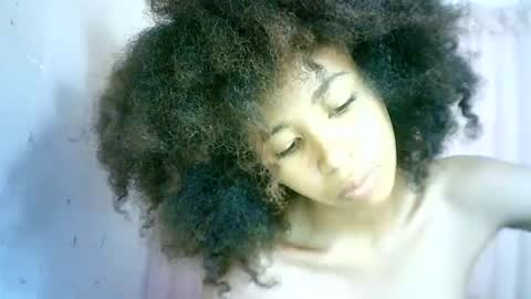 Snapshot of xenna610827 chatting on 4, 2, 2025 xenna610827 online show from 4, 2, 2025