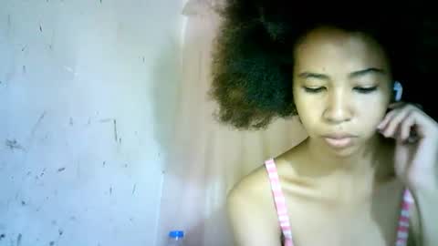 Snapshot of xenna610827 chatting on 20, 2, 2025 xenna610827 online show from 20, 2, 2025