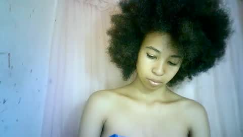 Snapshot of xenna610827 chatting on 12, 3, 2025 xenna610827 online show from 12, 3, 2025