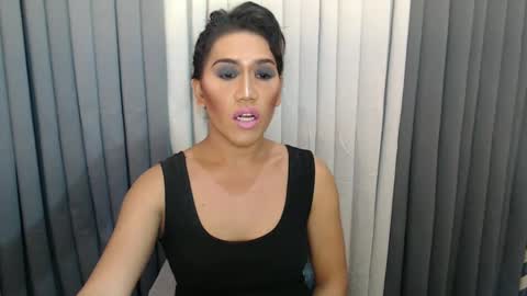 Snapshot of xhugejerkingtransx chatting on 25, 12, 2024 GWEN THOMPSON ....... online show from 25, 12, 2024