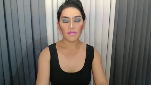 Snapshot of xhugejerkingtransx chatting on 25, 12, 2024 GWEN THOMPSON ....... online show from 25, 12, 2024