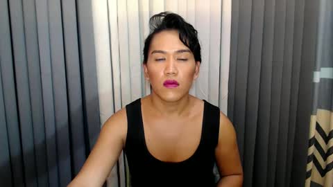 Snapshot of xhugejerkingtransx chatting on 2, 2, 2025 GWEN THOMPSON ....... online show from 2, 2, 2025