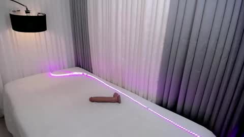 Snapshot of xhugejerkingtransx chatting on 12, 9, 2025 GWEN THOMPSON ....... online show from 12, 9, 2025