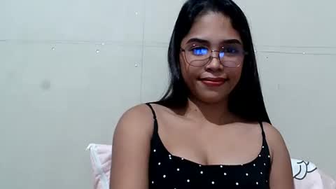 Snapshot of xiaomeee chatting on 27, 10, 2025 xiaomeee online show from 27, 10, 2025