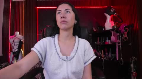 XiaQueen   I M online show from 7, 11, 2025