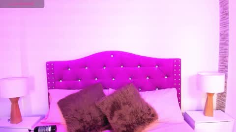 Xime  online show from 21, 9, 2025