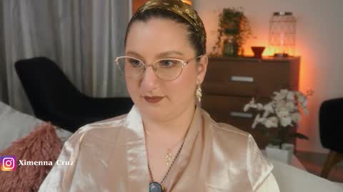 Snapshot of ximenna_cruz_ chatting on 5, 3, 2026 Xime Independent Artist online show from 5, 3, 2026