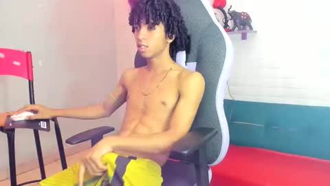 Snapshot of xion_ez chatting on 20, 9, 2025 xion_ez online show from 20, 9, 2025