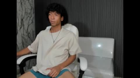 Snapshot of xion_ez chatting on 10, 11, 2025 xion_ez online show from 10, 11, 2025