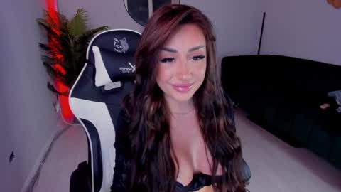 Snapshot of xjelly_pie chatting on 3, 1, 2025 Charisma online show from 3, 1, 2025