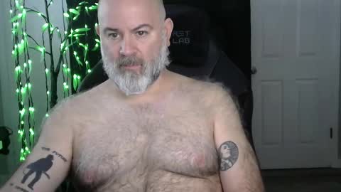 Snapshot of xjohnniex77 chatting on 8, 1, 2026 MrSlowBurn77 online show from 8, 1, 2026