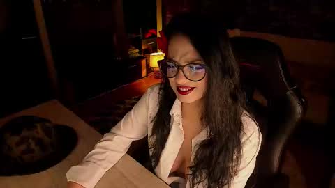 Snapshot of xlaracroftx chatting on 13, 2, 2026 Lara online show from 13, 2, 2026