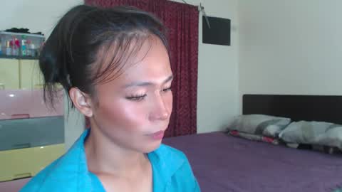 Snapshot of xlovely_destinyx chatting on 11, 2, 2025 Alice online show from 11, 2, 2025