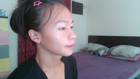 Snapshot of xlovely_destinyx chatting on 22, 2, 2025 Alice online show from 22, 2, 2025