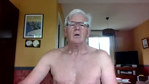 Snapshot of xmaeg3 chatting on 12, 6, 2026 xmaeg3 online show from 12, 6, 2026