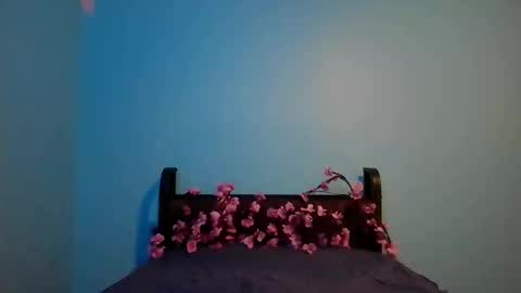 xmiaxbutterflyx3 online show from 10, 11, 2025