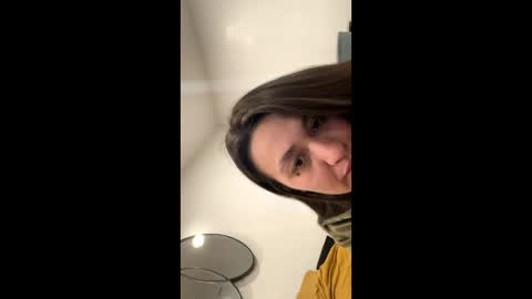 Moanxxxa online show from 4, 4, 2026