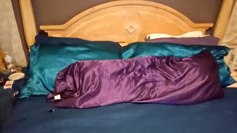 xmombodxdadbodx online show from 24, 10, 2025