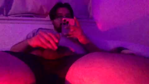 Snapshot of xob3n chatting on 28, 10, 2025 Alejandro FullMoon online show from 28, 10, 2025