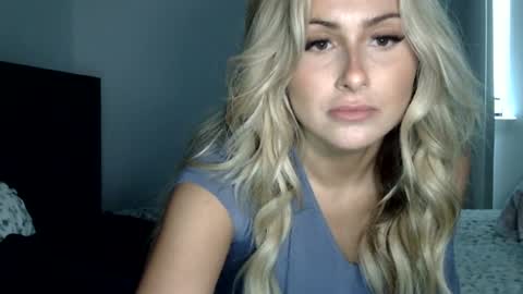 Snapshot of xoxolala32 chatting on 17, 7, 2026 Lacey Loo online show from 17, 7, 2026