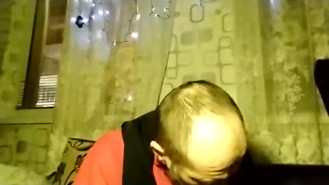 xploid1982 online show from 5, 12, 2025