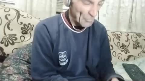 Snapshot of xploid1982 chatting on 2, 5, 2026 xploid1982 online show from 2, 5, 2026